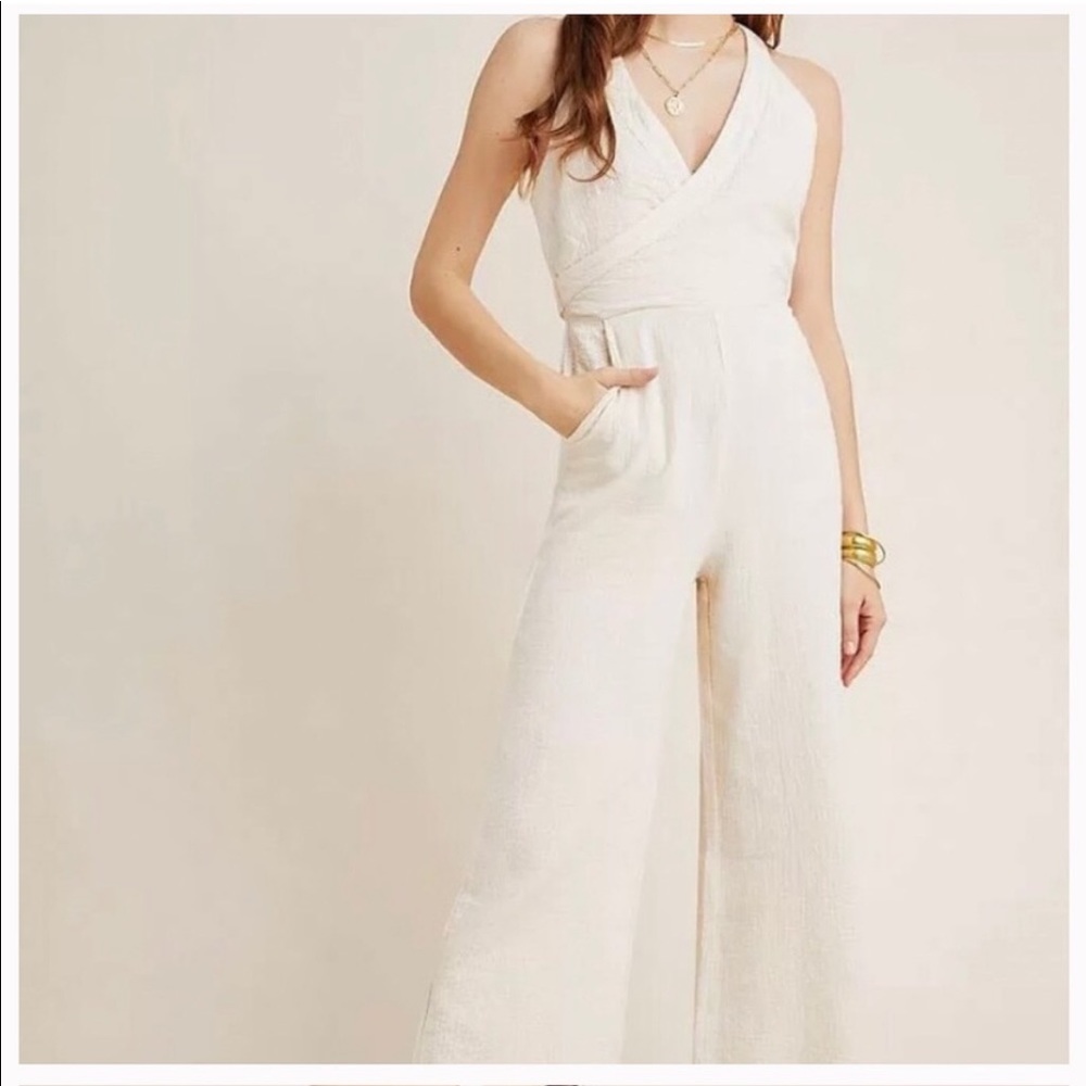 Women's V-Neck Wide-Leg Jumpsuit in Ivory